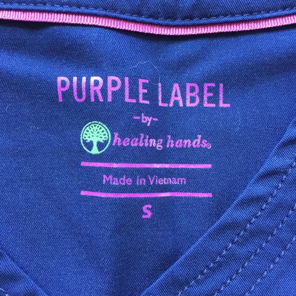 Purple label scrub top- Size Small - Picture 3 of 3